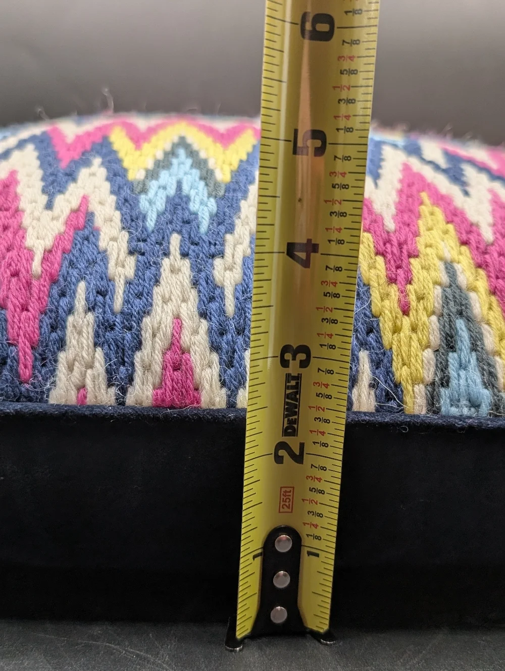 Jonathan Adler Bargello 20x20 Needlepoint Zigzag Throw Pillow Multicolor EUC